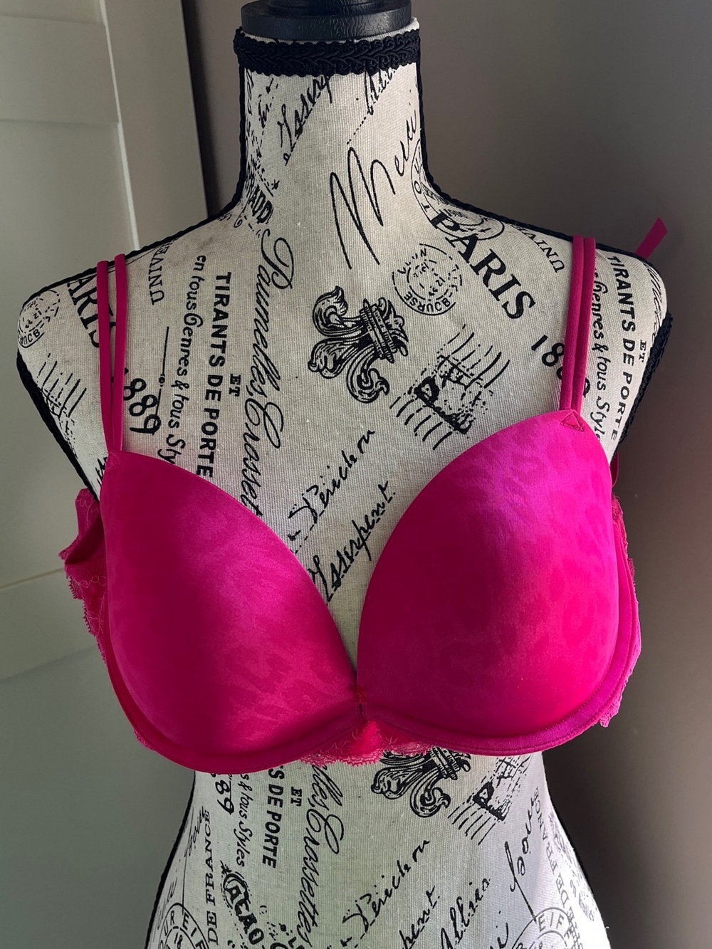 PINK Victoria's Secret Hot Pink Push-Up Bra Leopard Print